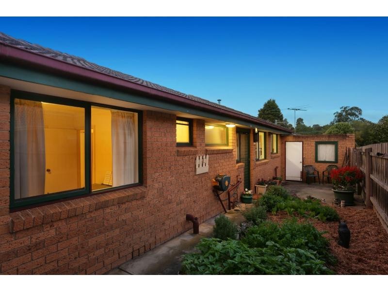 2/7 Purser Avenue, Ringwood East VIC 3135