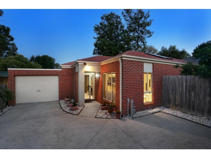 Unit 2/5 Peter Street, Croydon South VIC 3136