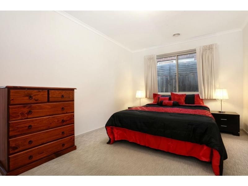 Unit 2/5 Peter Street, Croydon South VIC 3136