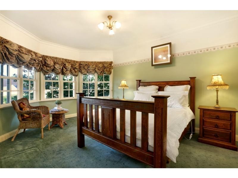 8 Coventry Place, Chirnside Park VIC 3116