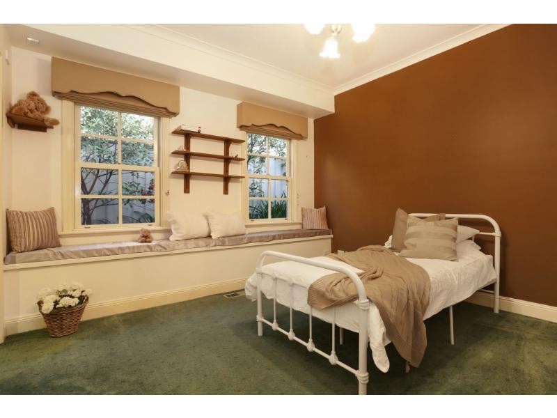 8 Coventry Place, Chirnside Park VIC 3116