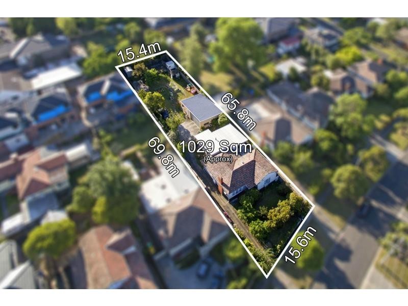 17 Box Hill Crescent, Mont Albert North VIC 3129