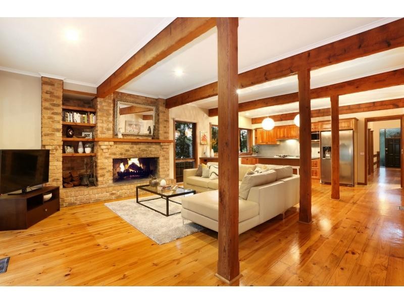 15 Mulawa Street, Croydon North VIC 3136