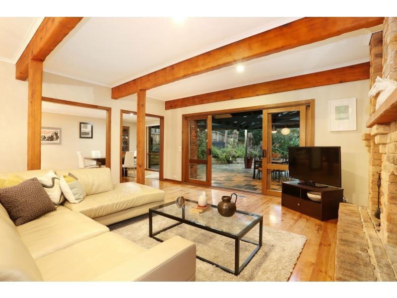 15 Mulawa Street, Croydon North VIC 3136