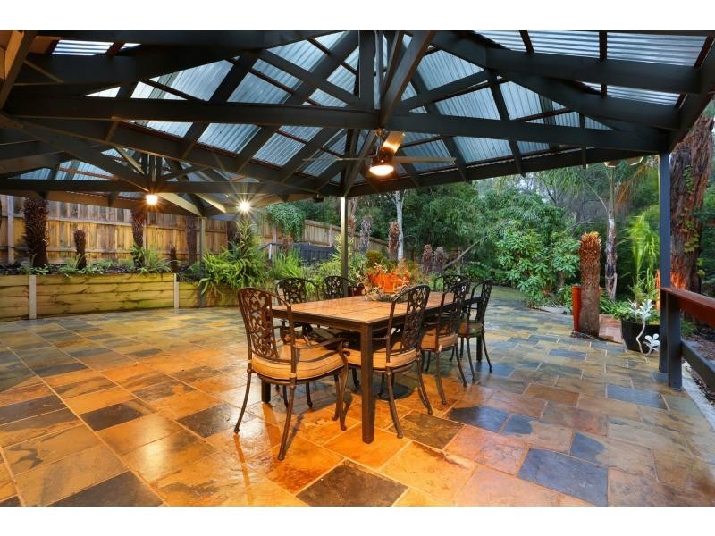 15 Mulawa Street, Croydon North VIC 3136