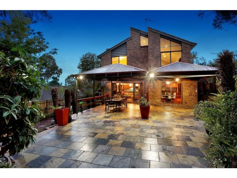 15 Mulawa Street, Croydon North VIC 3136