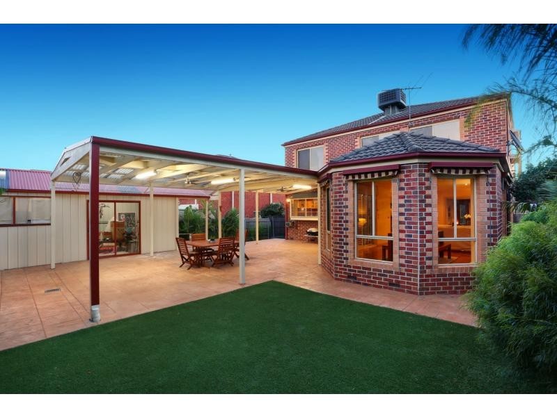 20 Carmella Close, Chirnside Park VIC 3116