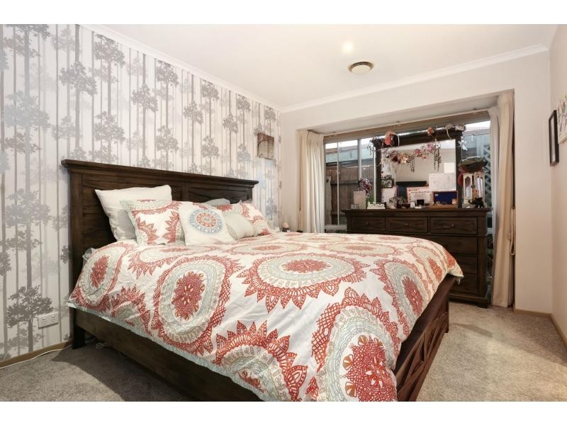 8 Clement Court, Narre Warren South VIC 3805