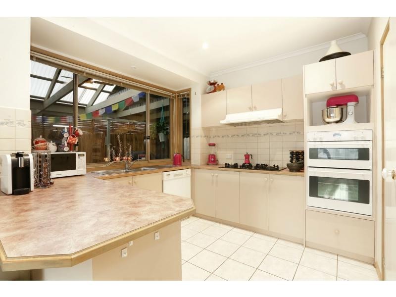 8 Clement Court, Narre Warren South VIC 3805