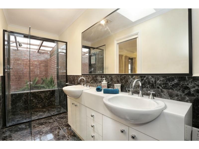 54 Huntingdale Drive, Chirnside Park VIC 3116