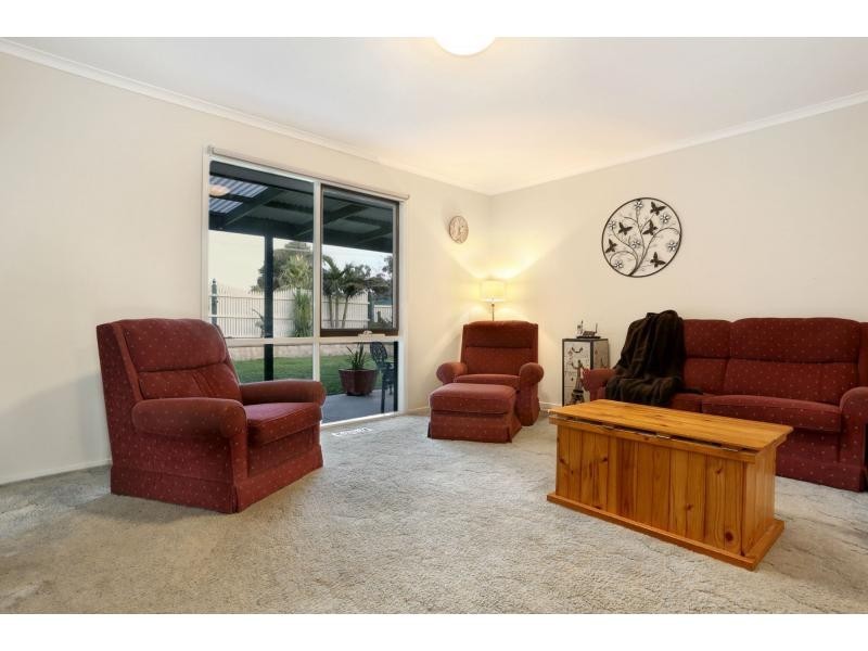 51 Johns Crescent, Mount Evelyn VIC 3796