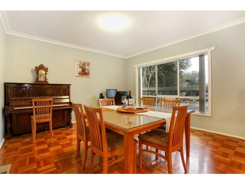 34 Boyana Crescent, Croydon VIC 3136