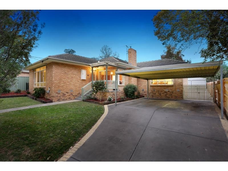 34 Boyana Crescent, Croydon VIC 3136