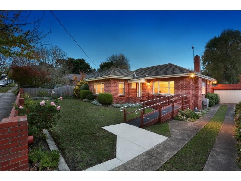 18 Gibson Street, Box Hill South VIC 3128