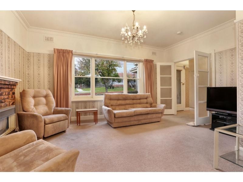 18 Gibson Street, Box Hill South VIC 3128