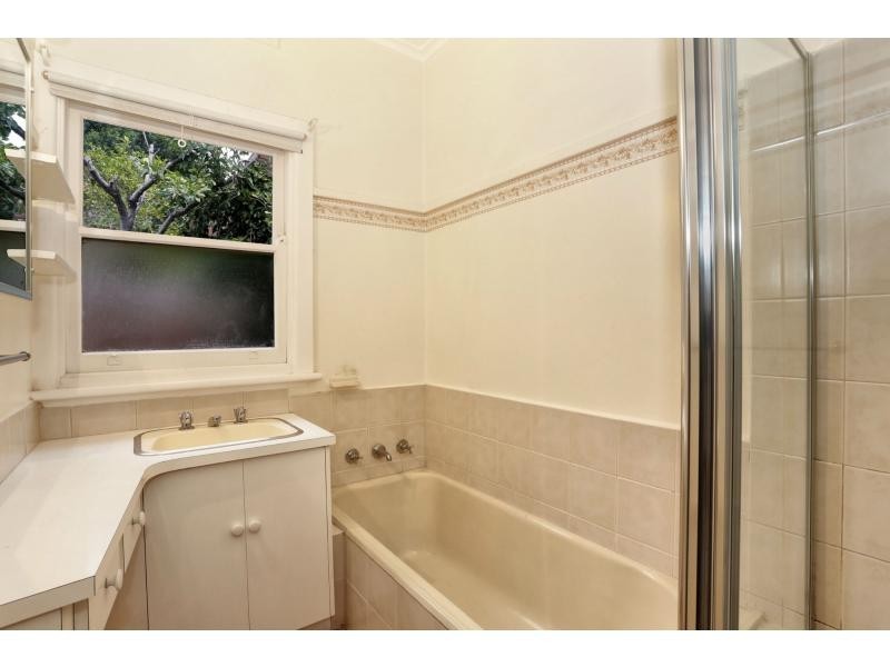 18 Gibson Street, Box Hill South VIC 3128