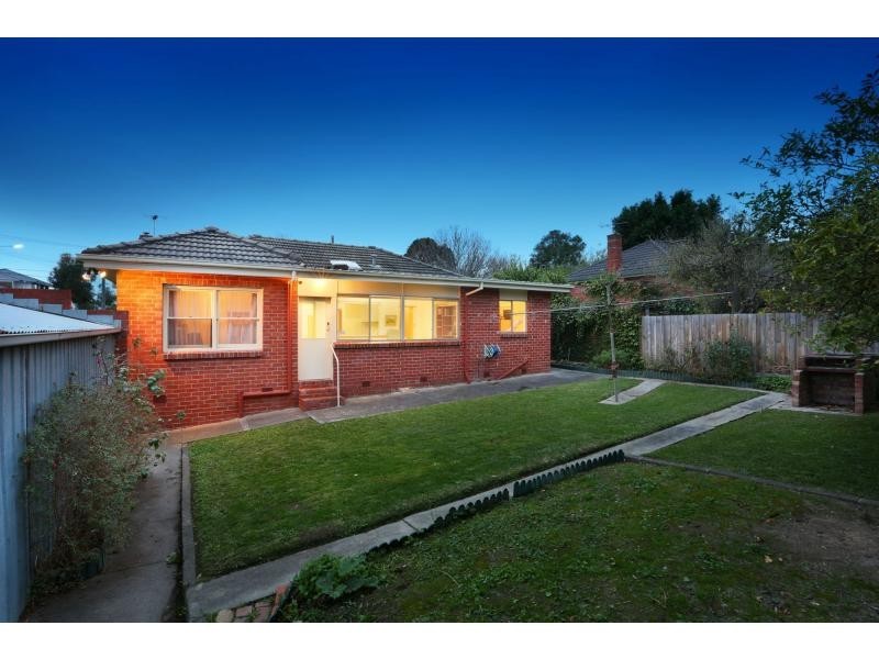 18 Gibson Street, Box Hill South VIC 3128