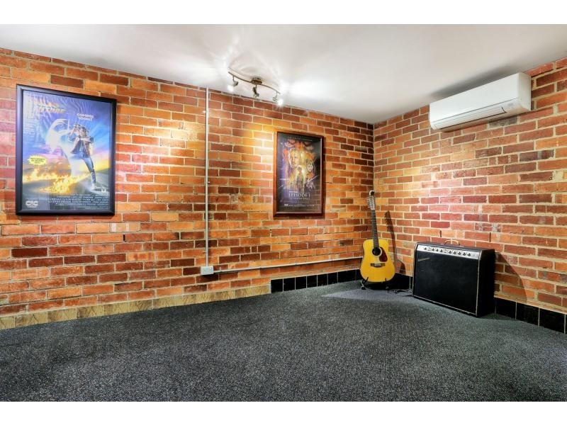 17 Actoal Drive, Montrose VIC 3765