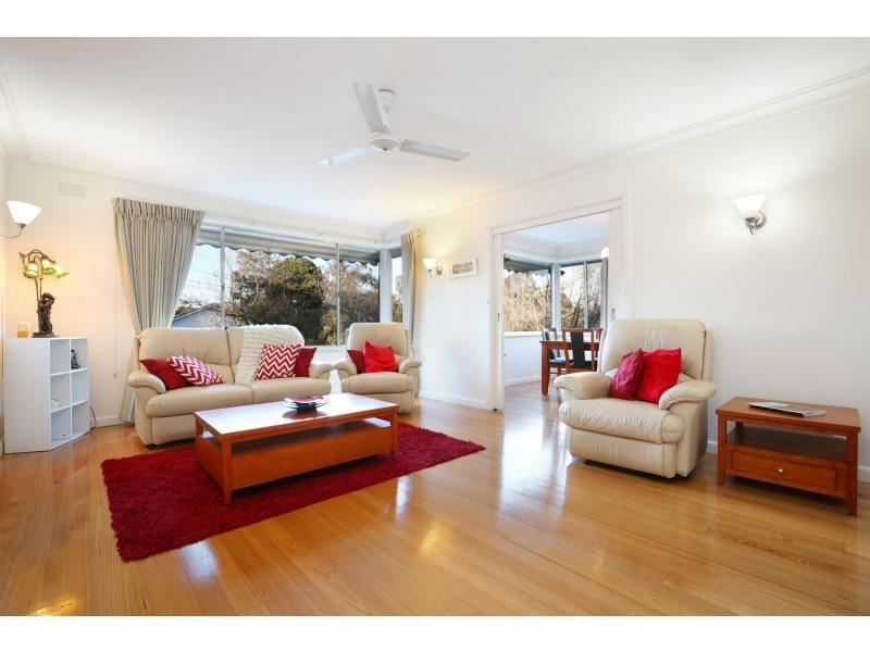 8 Sunhill Avenue, Ringwood VIC 3134