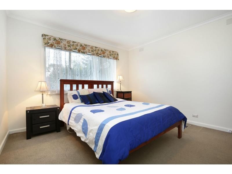 8 Sunhill Avenue, Ringwood VIC 3134