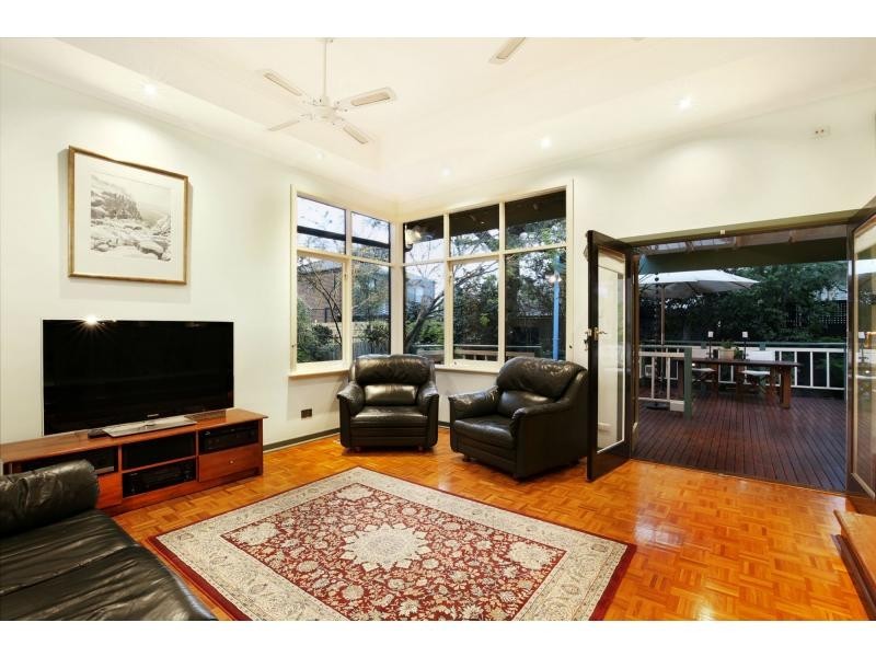 8 Cluney Court, Blackburn South VIC 3130