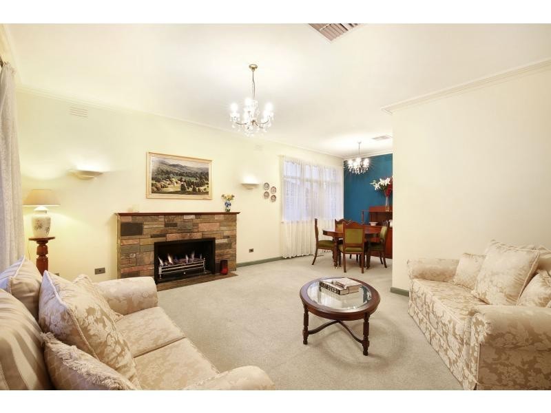 8 Cluney Court, Blackburn South VIC 3130
