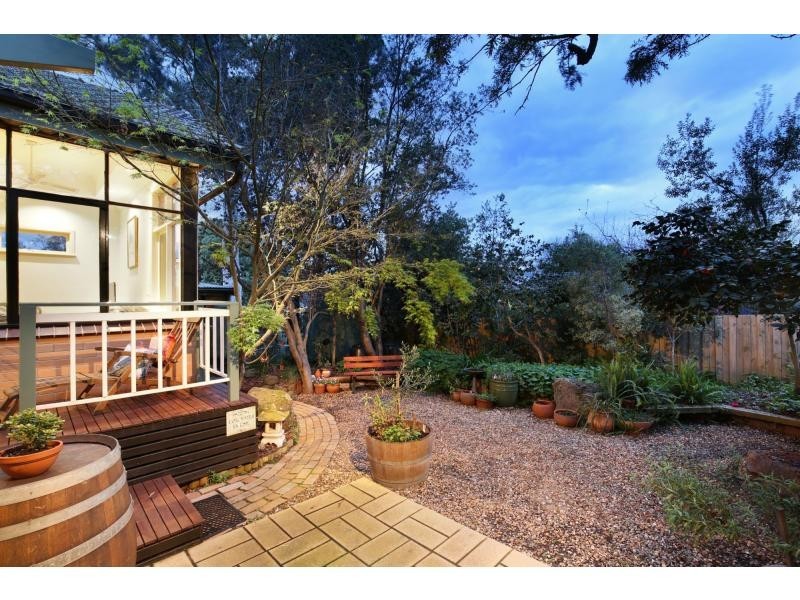 8 Cluney Court, Blackburn South VIC 3130