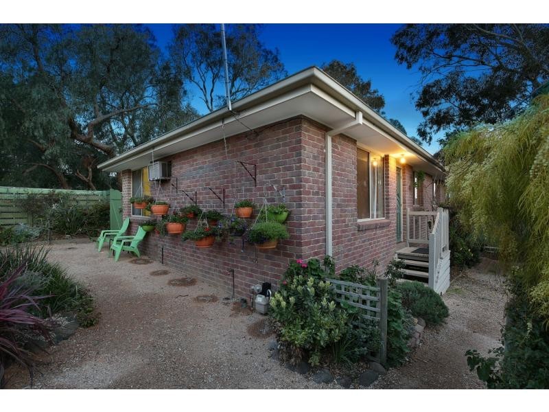 Unit 2/22 Fosbery Crescent, Viewbank VIC 3084