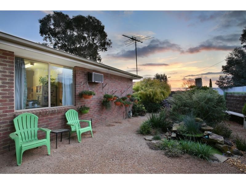 Unit 2/22 Fosbery Crescent, Viewbank VIC 3084