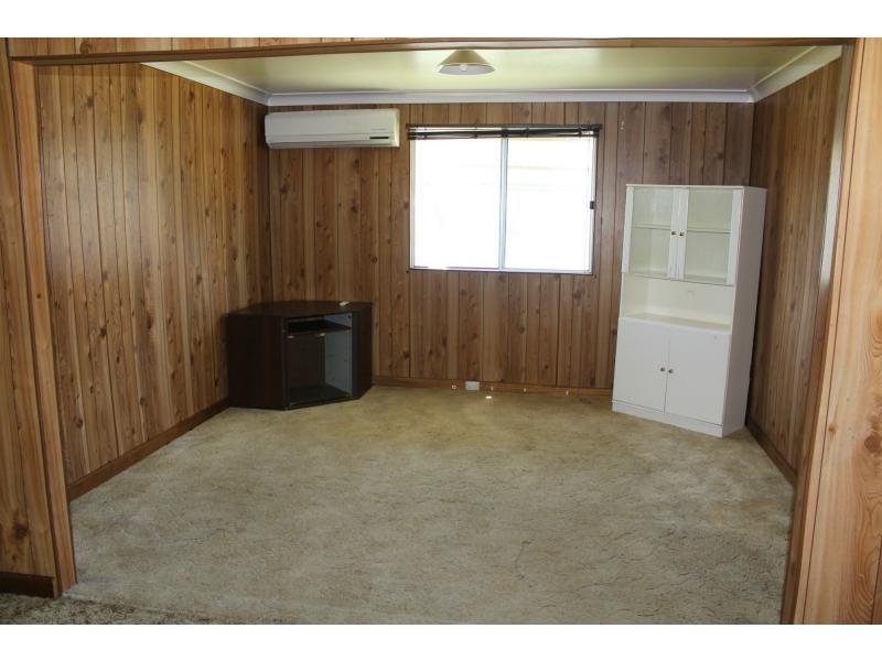 128 Cessnock Road, Neath NSW 2326