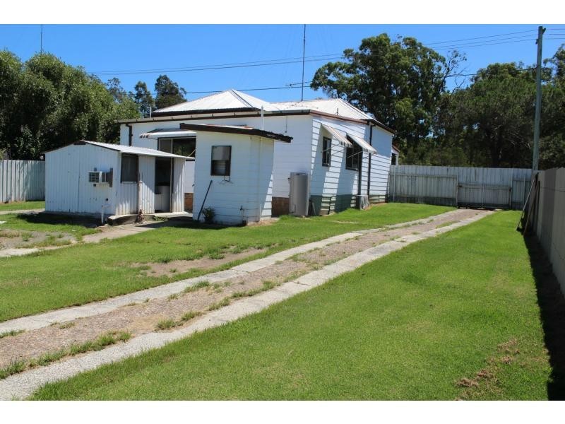 128 Cessnock Road, Neath NSW 2326