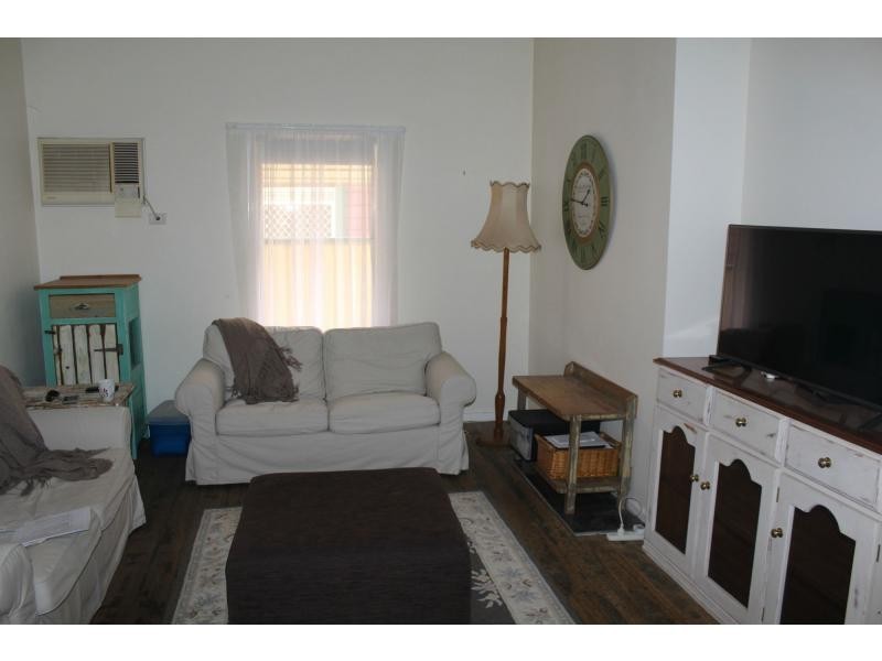 41 Barton Street, Kurri Kurri NSW 2327