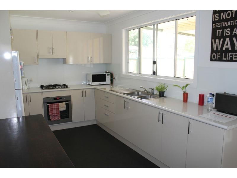 41 Barton Street, Kurri Kurri NSW 2327