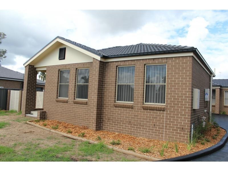 1/1B Hunter Avenue, Cessnock NSW 2325