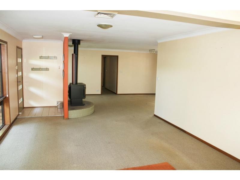 9 Q4 Private Access Road, Ellalong NSW 2325