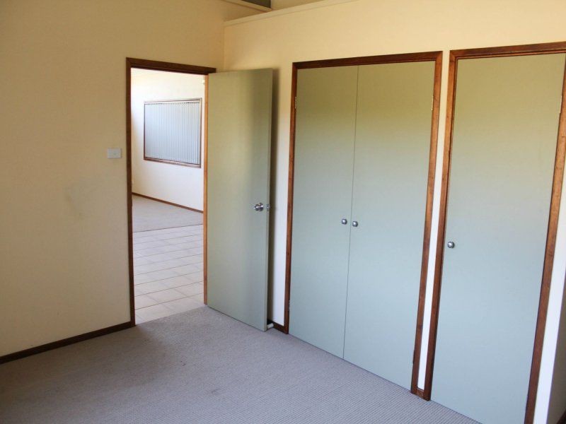 2/9 Q4 Private  Access Road, Ellalong NSW 2325