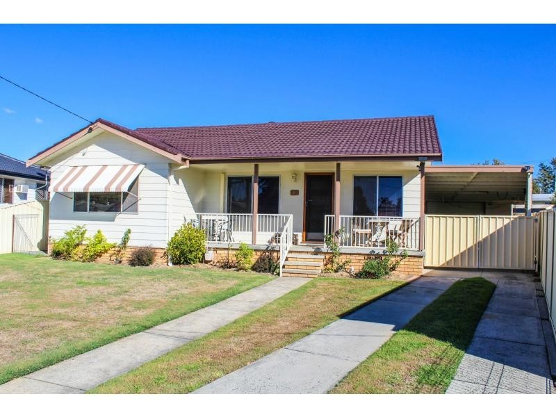 9 Balmoral Avenue, Cessnock NSW 2325