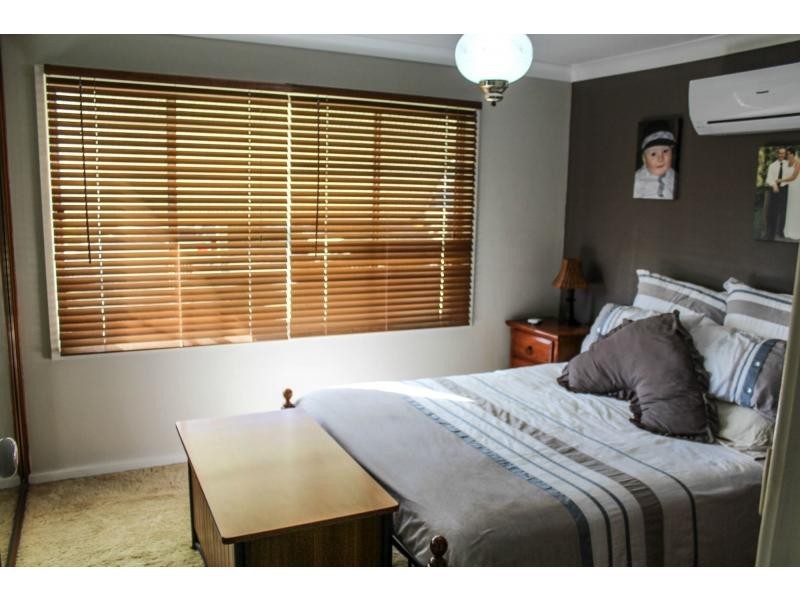 9 Balmoral Avenue, Cessnock NSW 2325