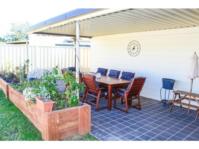 9 Balmoral Avenue, Cessnock NSW 2325