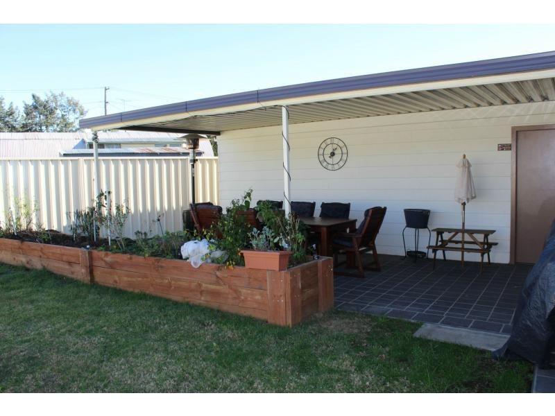 9 Balmoral Avenue, Cessnock NSW 2325