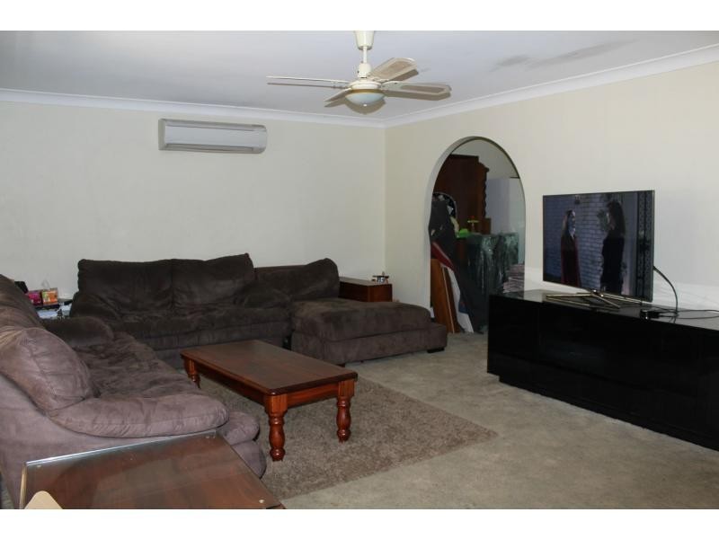 69 Hamilton Street, Ellalong NSW 2325