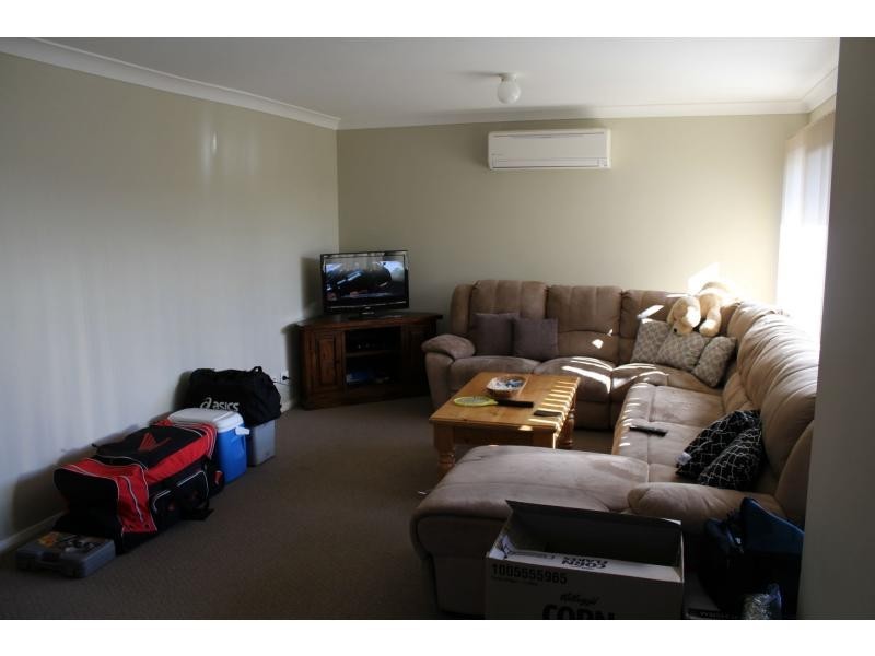 1/22 Alpine Avenue, Cessnock NSW 2325