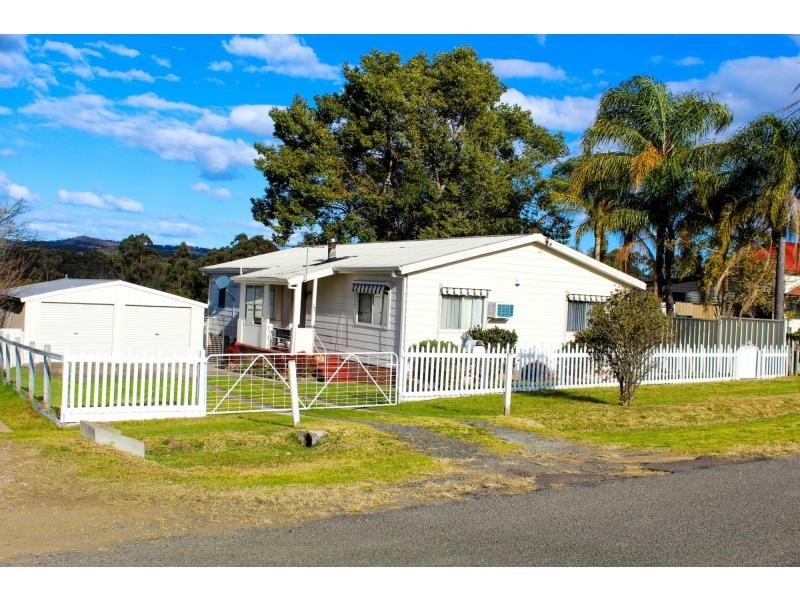 17 Pokolbin Street, Kearsley NSW 2325