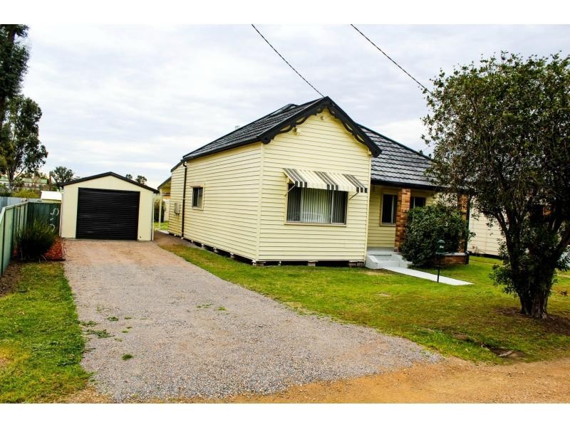 35 Third Street, Weston NSW 2326
