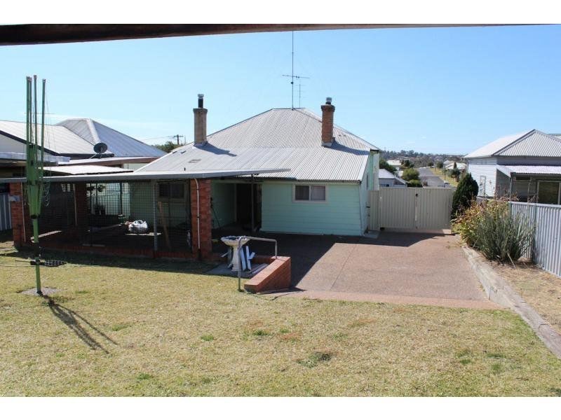 12 Francis Street, Cessnock NSW 2325