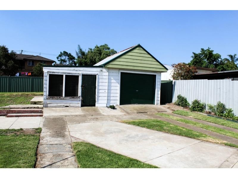32 Mills Crescent, Cessnock NSW 2325