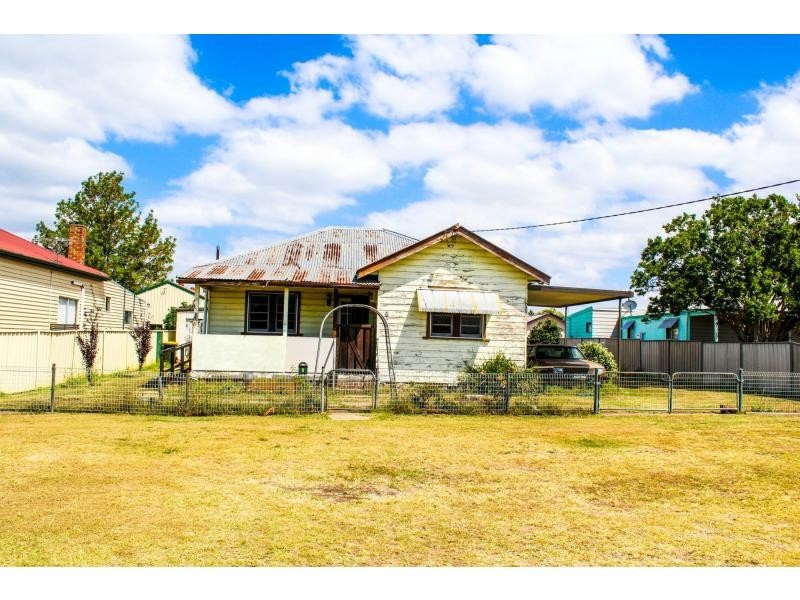 6 Maitland Street, Kurri Kurri NSW 2327