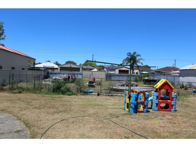 6 Maitland Street, Kurri Kurri NSW 2327