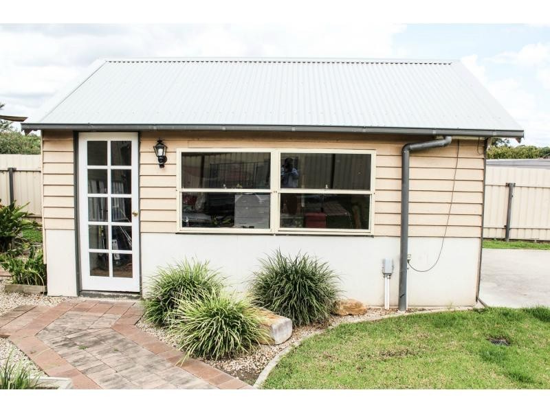 80A Brunker Street, Kurri Kurri NSW 2327