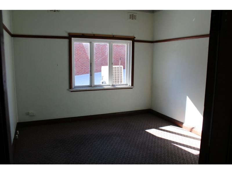 15 Vincent Street, Cessnock NSW 2325